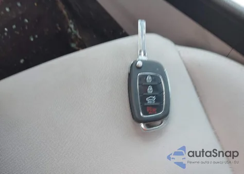 2019 Hyundai Sonata Se z USA, uszkodzony, nr VIN 5NPE24AF8KH806488